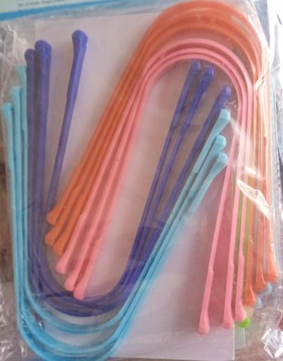 Tongue cleaner (Plastic) thumbnail 1