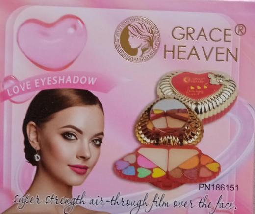 Makeup kit thumbnail 1