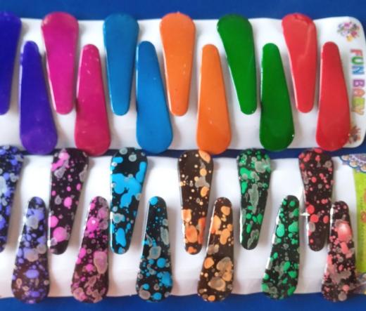 Clip ( tiktiki) plastic thumbnail 1