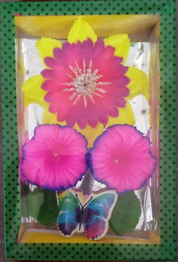 Flower frame thumbnail 1