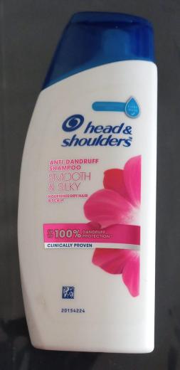 Head & Shoulders shampoo thumbnail 1