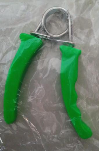 Hand Grip Plastic thumbnail 1