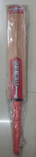 Graynicolls bat thumbnail 1